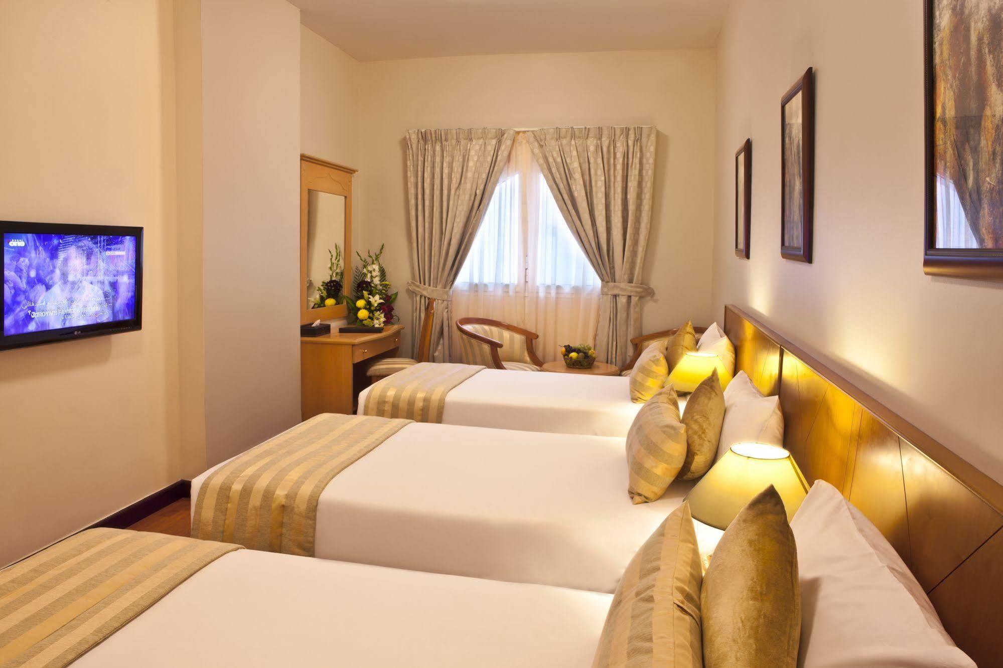 Landmark Plaza Hotel Dubaï Extérieur photo