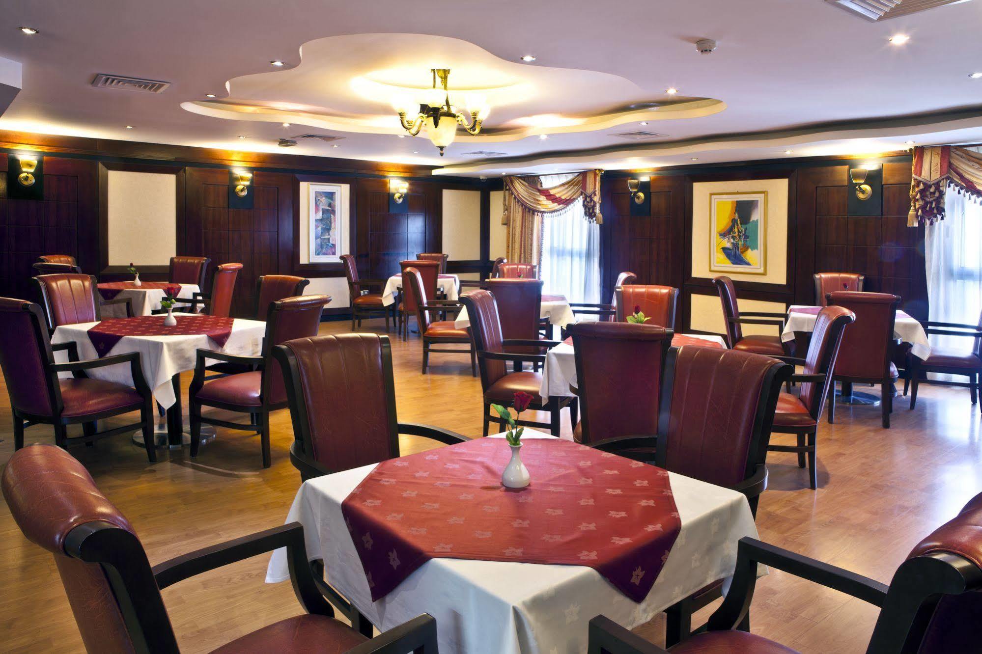 Landmark Plaza Hotel Dubaï Extérieur photo
