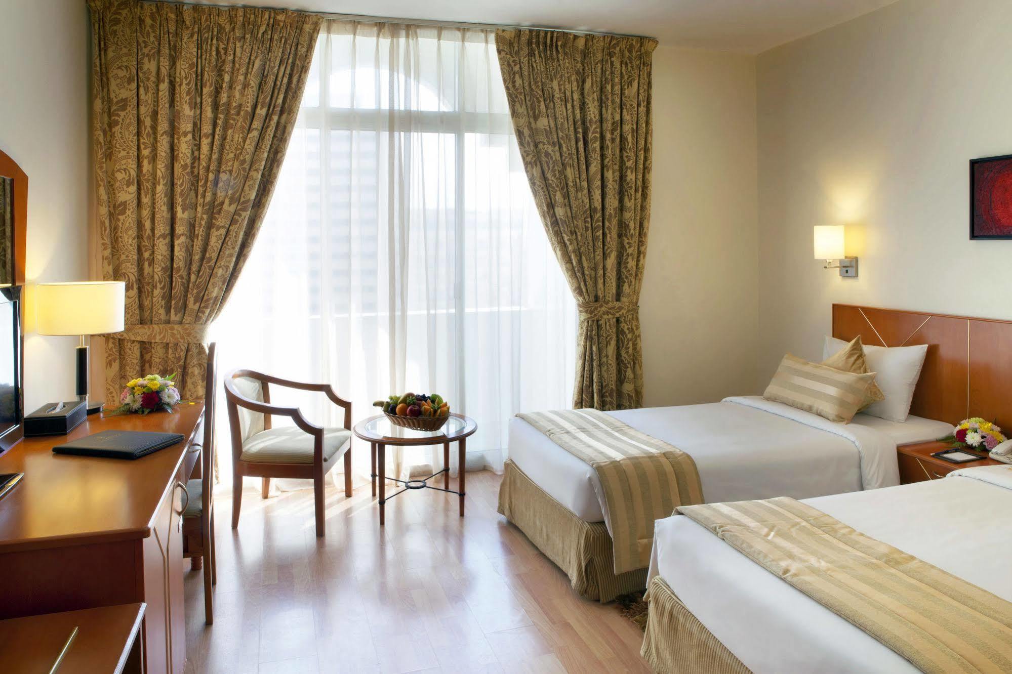 Landmark Plaza Hotel Dubaï Extérieur photo